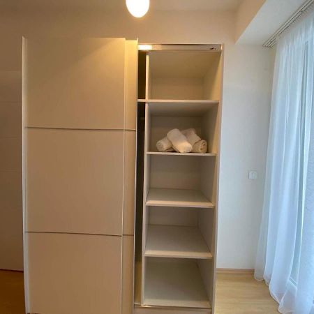Sis Apartments Охрид Экстерьер фото