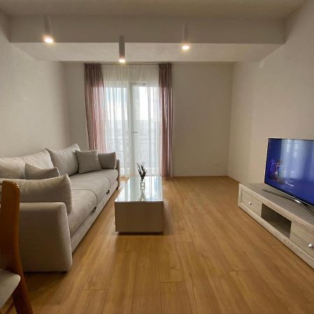 Sis Apartments Охрид Экстерьер фото