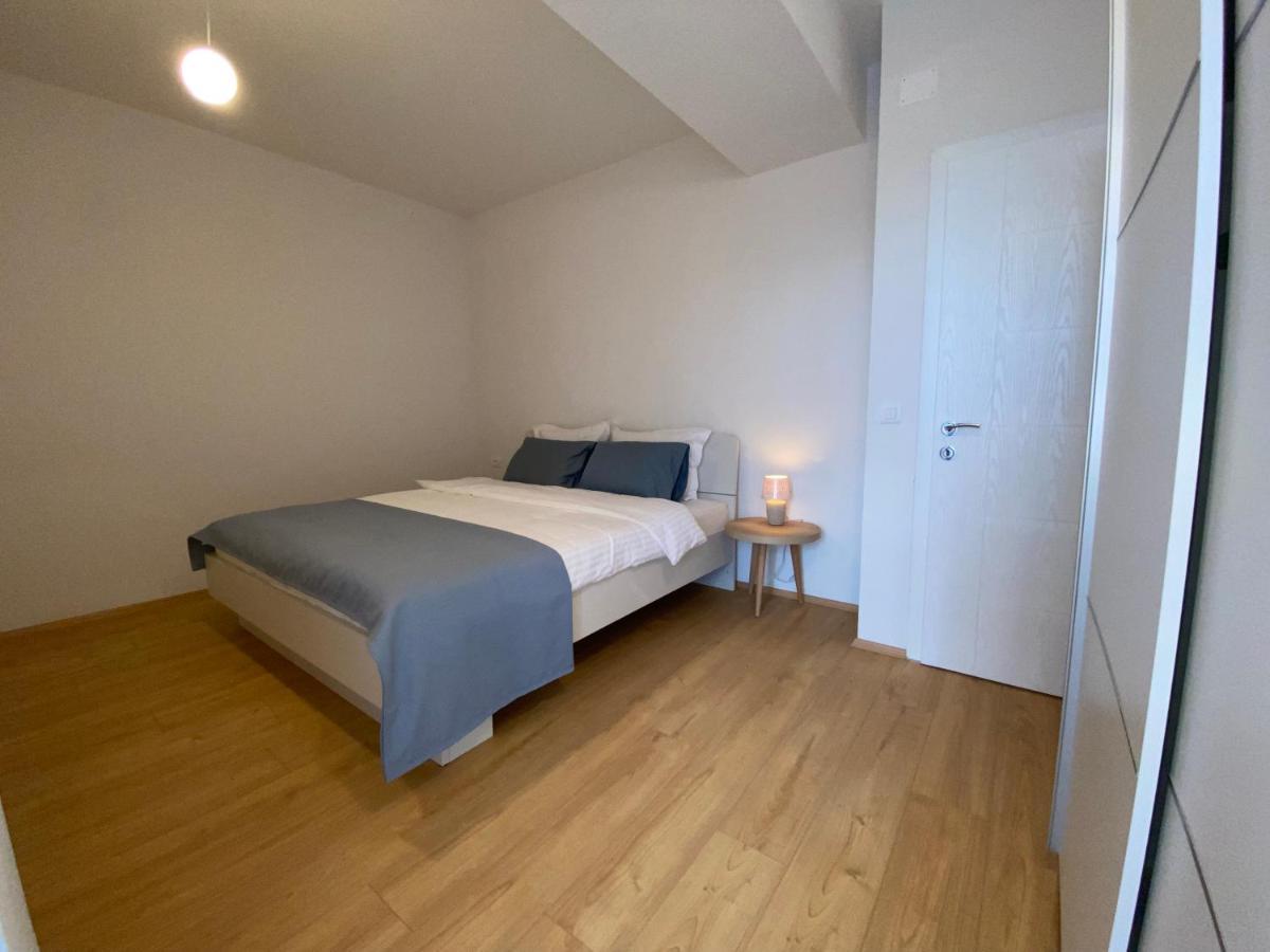Sis Apartments Охрид Экстерьер фото