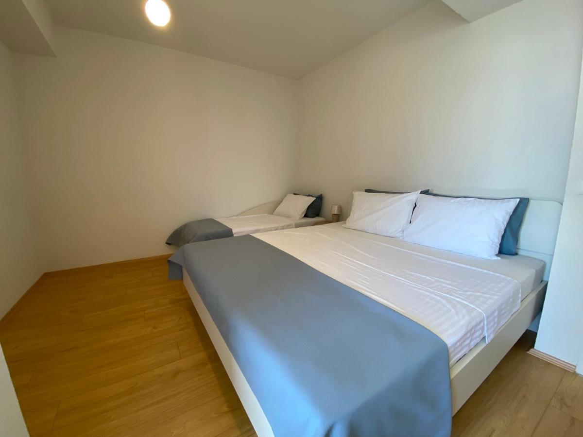 Sis Apartments Охрид Экстерьер фото