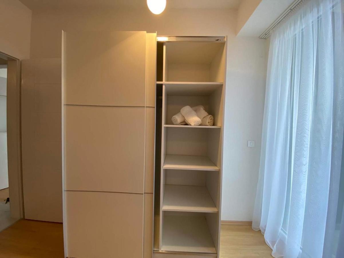 Sis Apartments Охрид Экстерьер фото